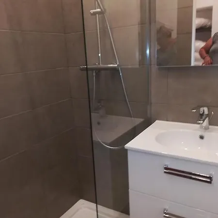 37m2 Avec Petite Vue Mer * La Ciotat
